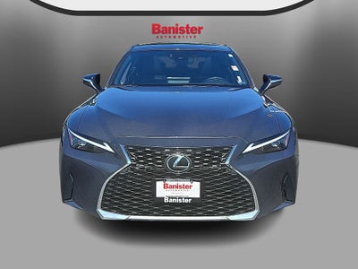 2022 Lexus IS 300 Base