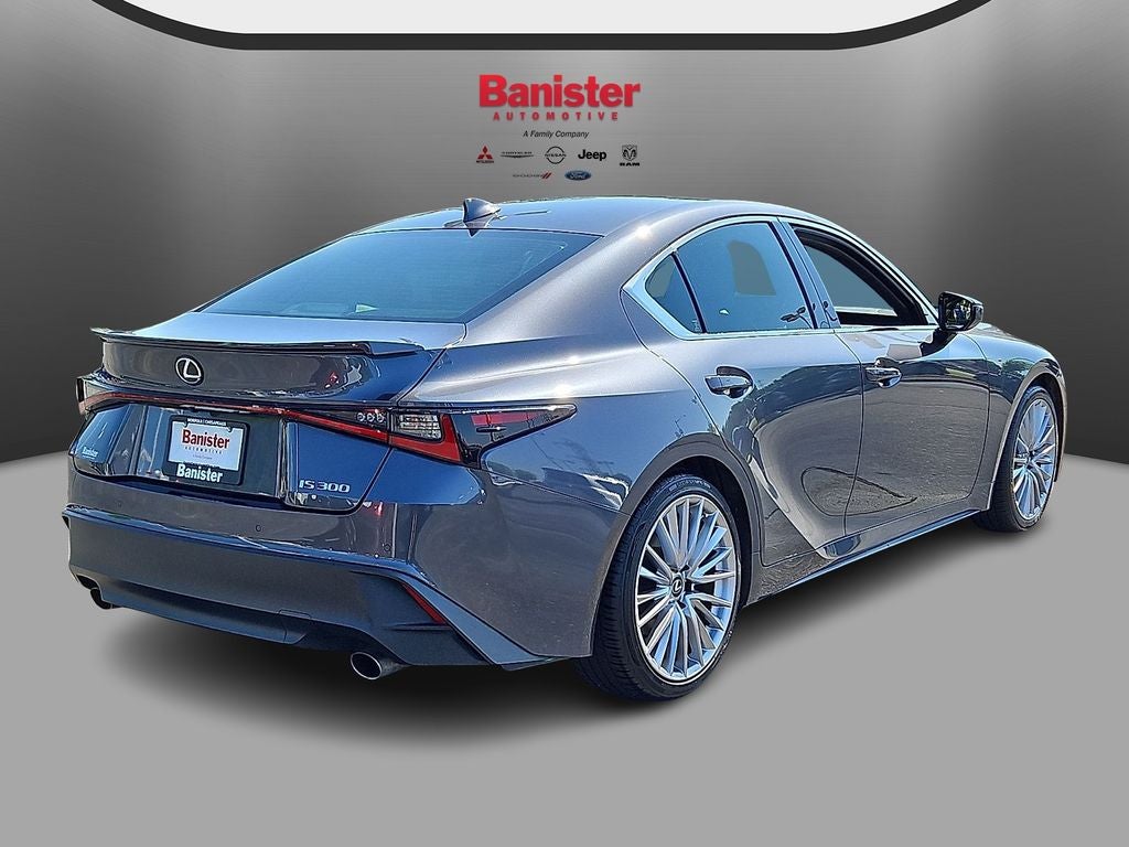 2022 Lexus IS 300 Base