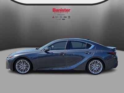 2022 Lexus IS 300 Base