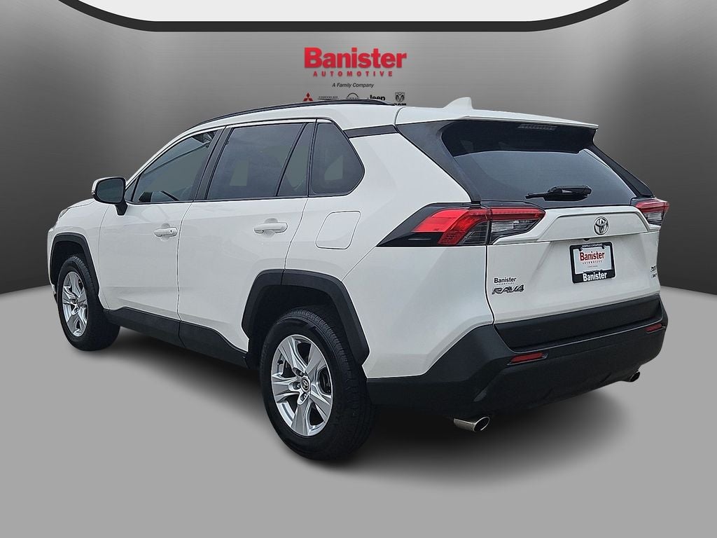 2020 Toyota RAV4 XLE