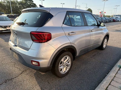 2021 Hyundai Venue SE