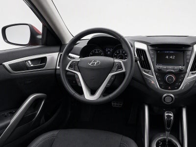2013 Hyundai Veloster w/Black Int