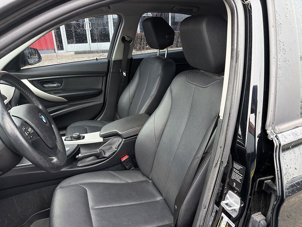 2018 BMW 3 series 320i xDrive