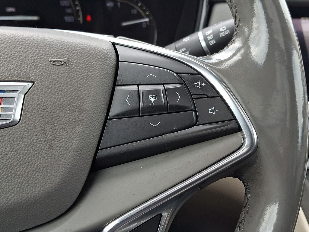2018 Cadillac XT5 Luxury AWD