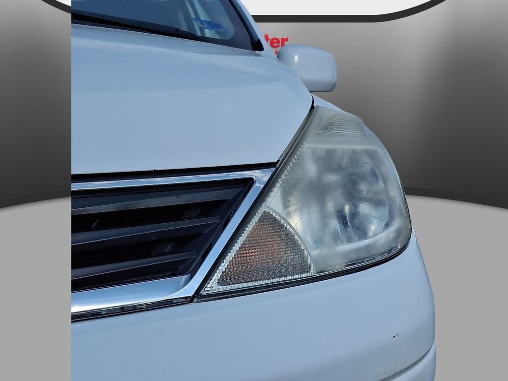 2011 Nissan Versa 1.8 S