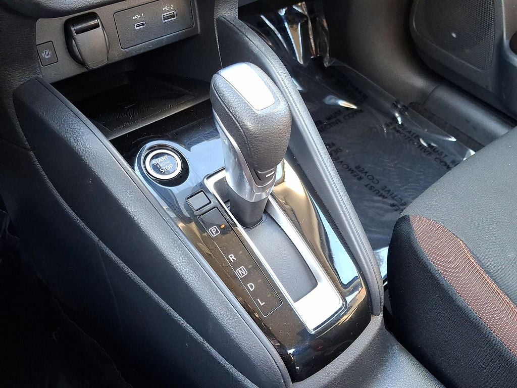 2025 Nissan Versa SR