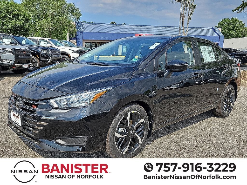 2025 Nissan Versa SR