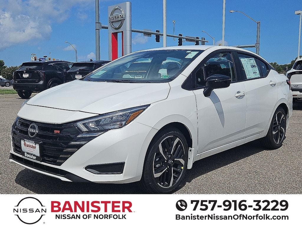 2025 Nissan Versa SR