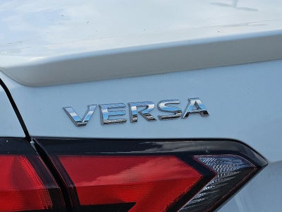 2025 Nissan Versa SR