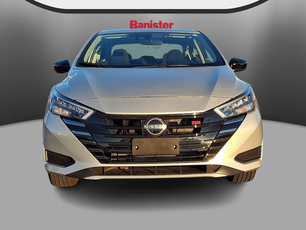 2025 Nissan Versa SR