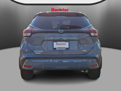 2023 Nissan Kicks SR