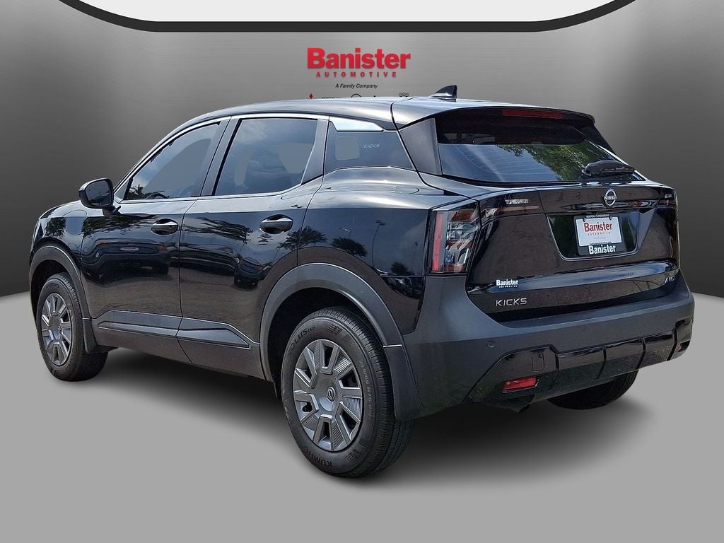 2025 Nissan Kicks S