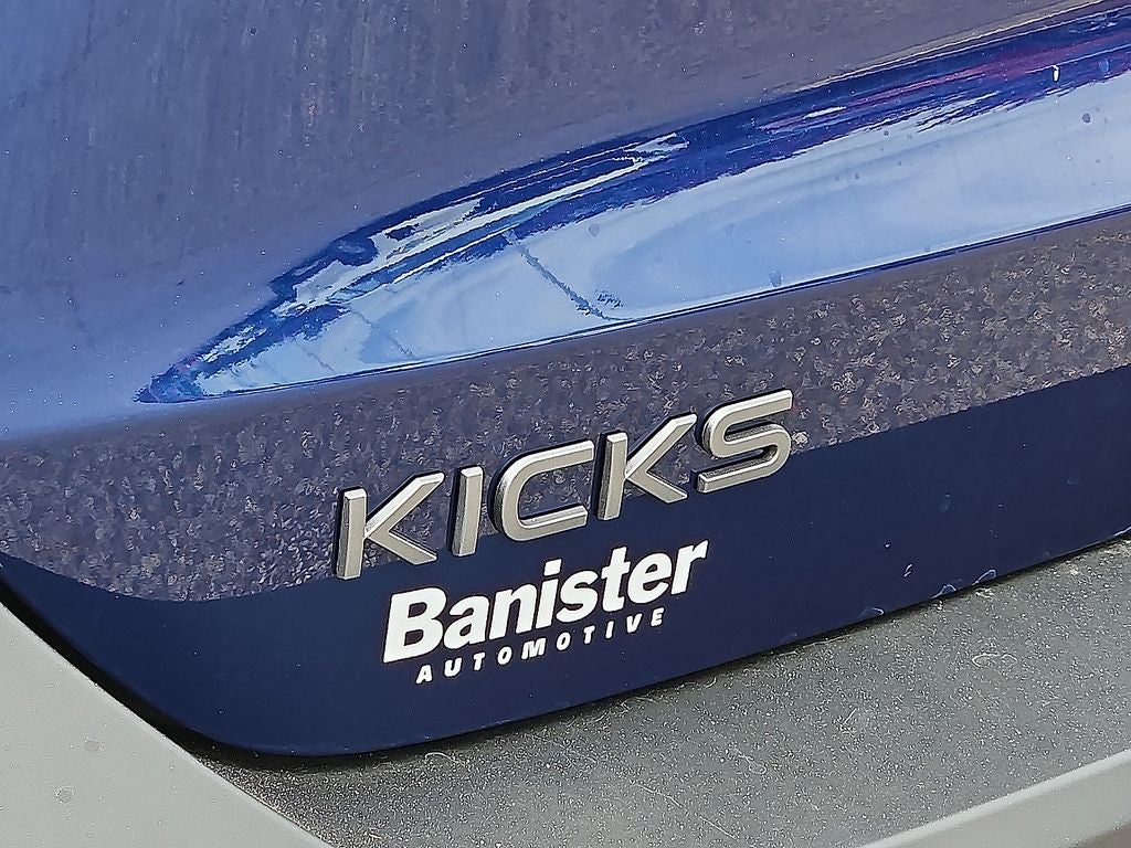 2025 Nissan Kicks SV