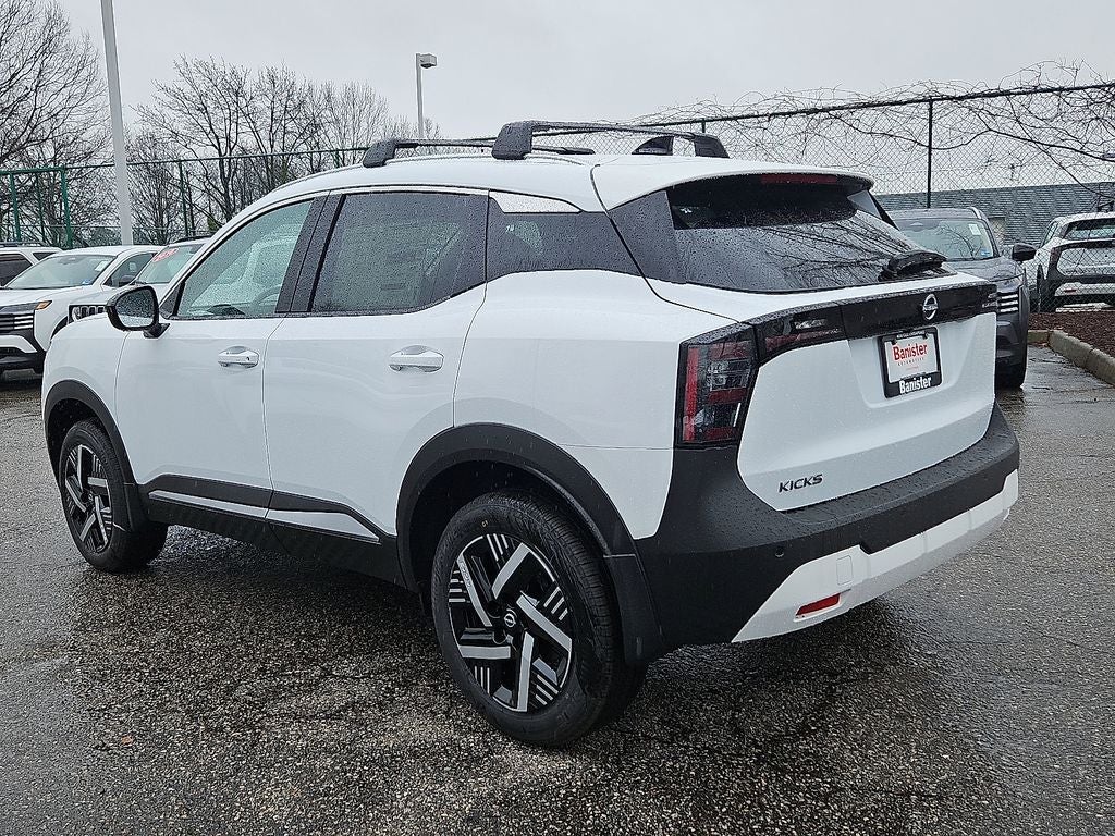 2026 Nissan Kicks SV