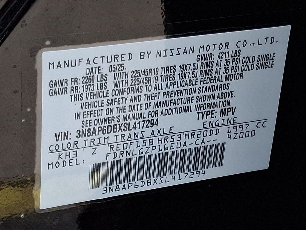 2025 Nissan Kicks SR