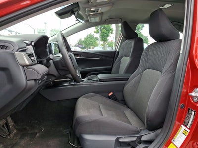 2025 Toyota Camry Hybrid LE