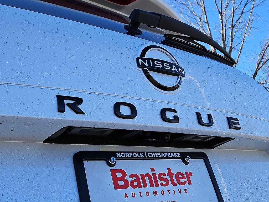 2026 Nissan Rogue Dark Armor