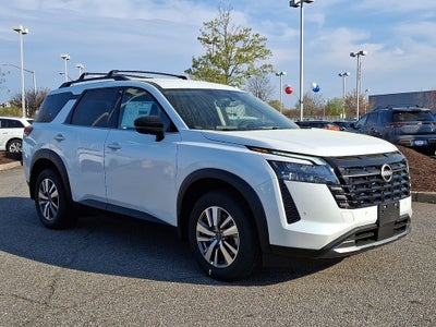 2026 Nissan Pathfinder SL