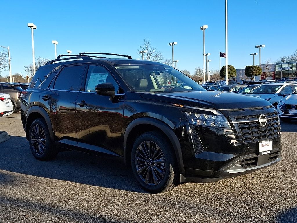 2026 Nissan Pathfinder SL