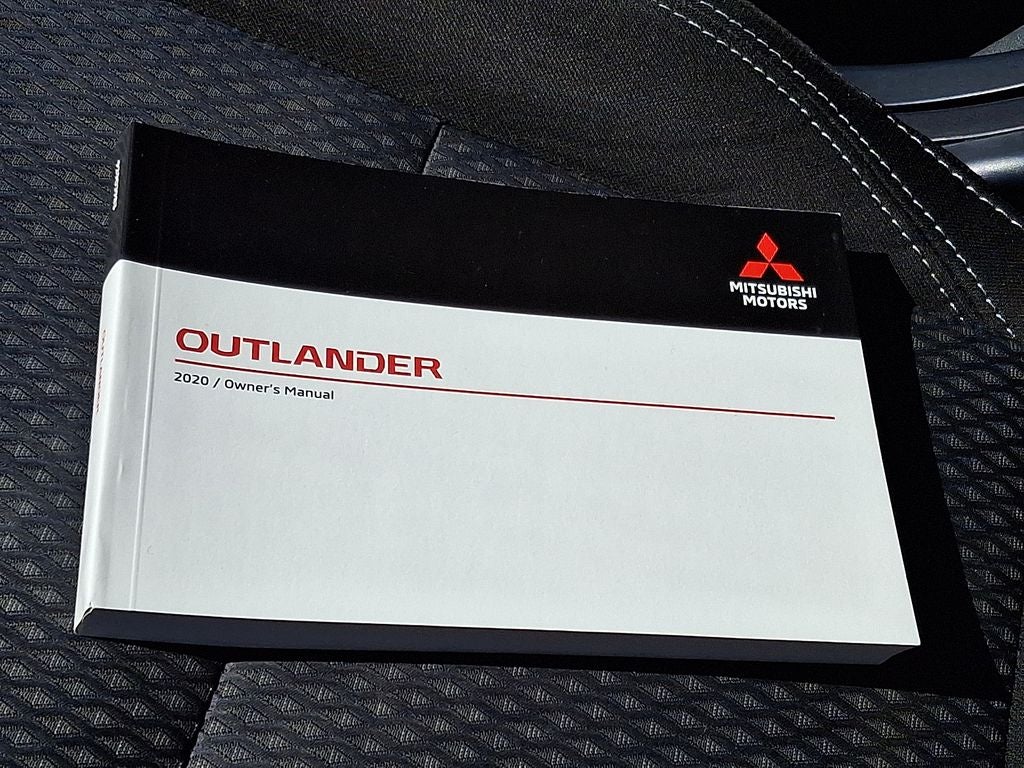 2020 Mitsubishi Outlander ES