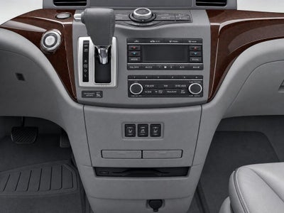 2013 Nissan Quest LE