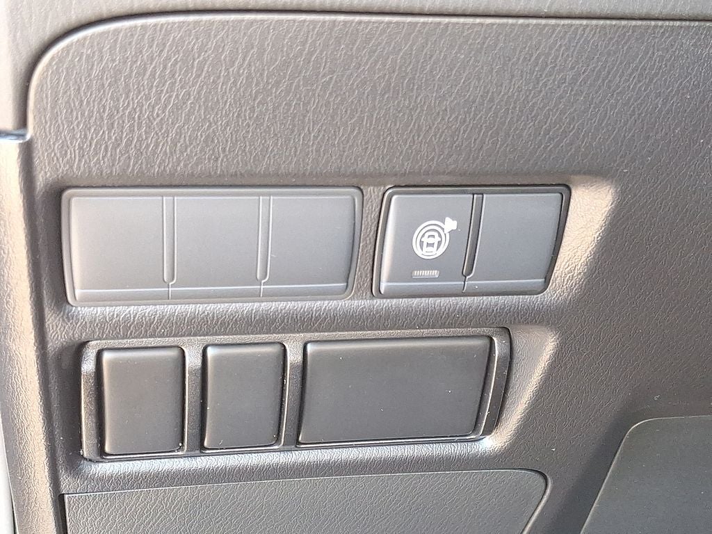 2024 Nissan Armada SV