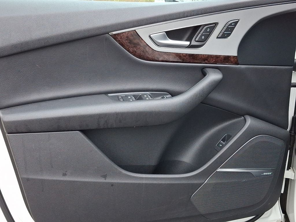 2019 Audi Q7 Premium Plus