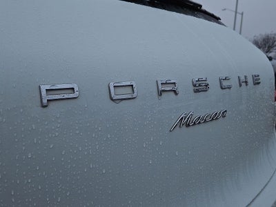 2018 Porsche Macan Base