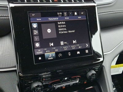 2026 Jeep Grand Cherokee Laredo 4x4