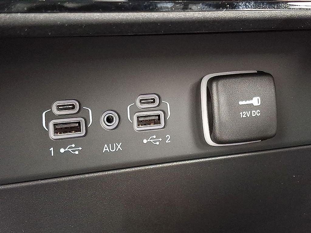 2026 Jeep Grand Cherokee Laredo 4x4