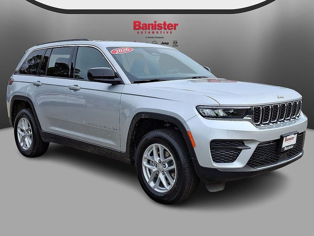 2026 Jeep Grand Cherokee Laredo 4x4