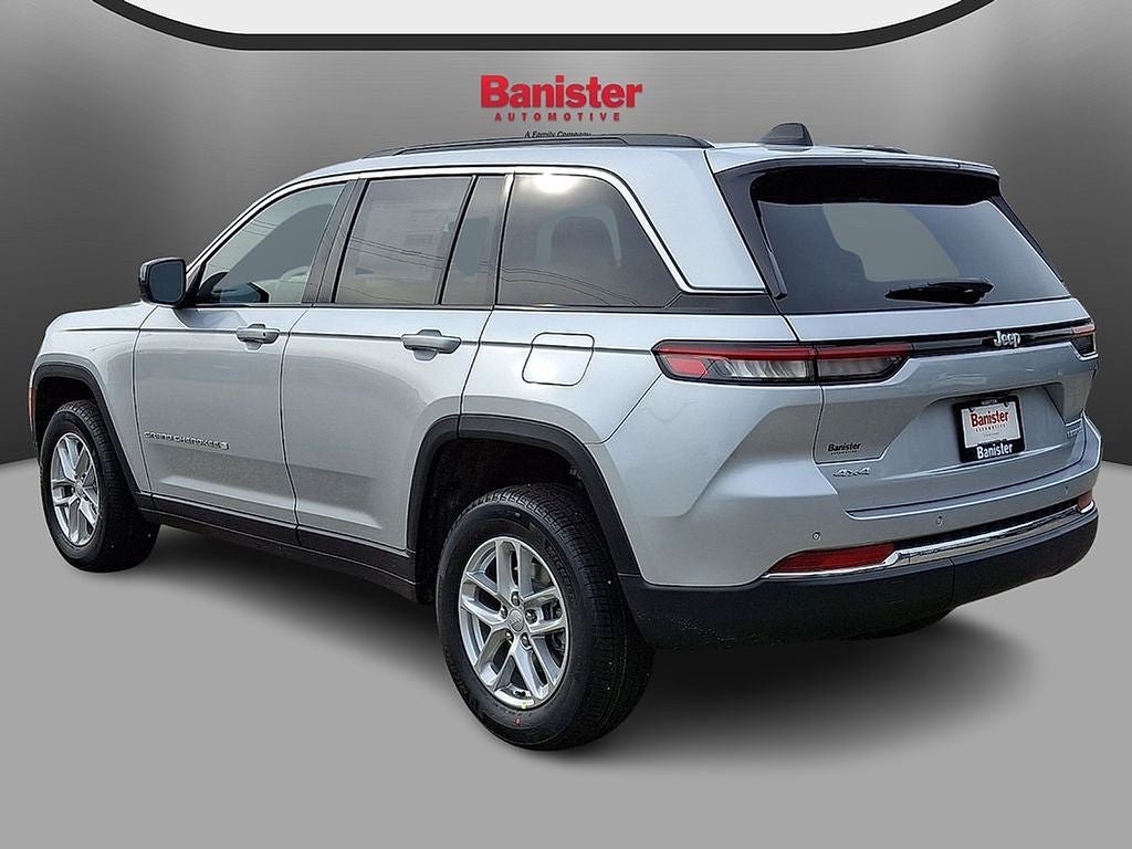 2026 Jeep Grand Cherokee Laredo 4x4