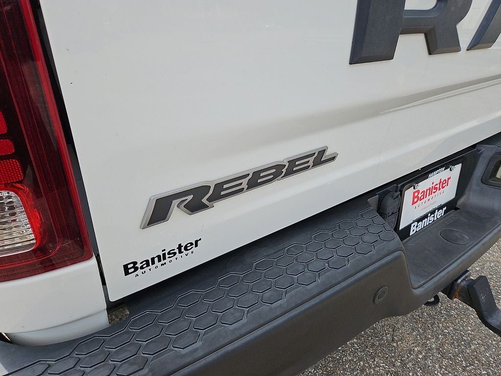 2017 RAM 1500 Rebel Crew Cab 4x4 5'7' Box