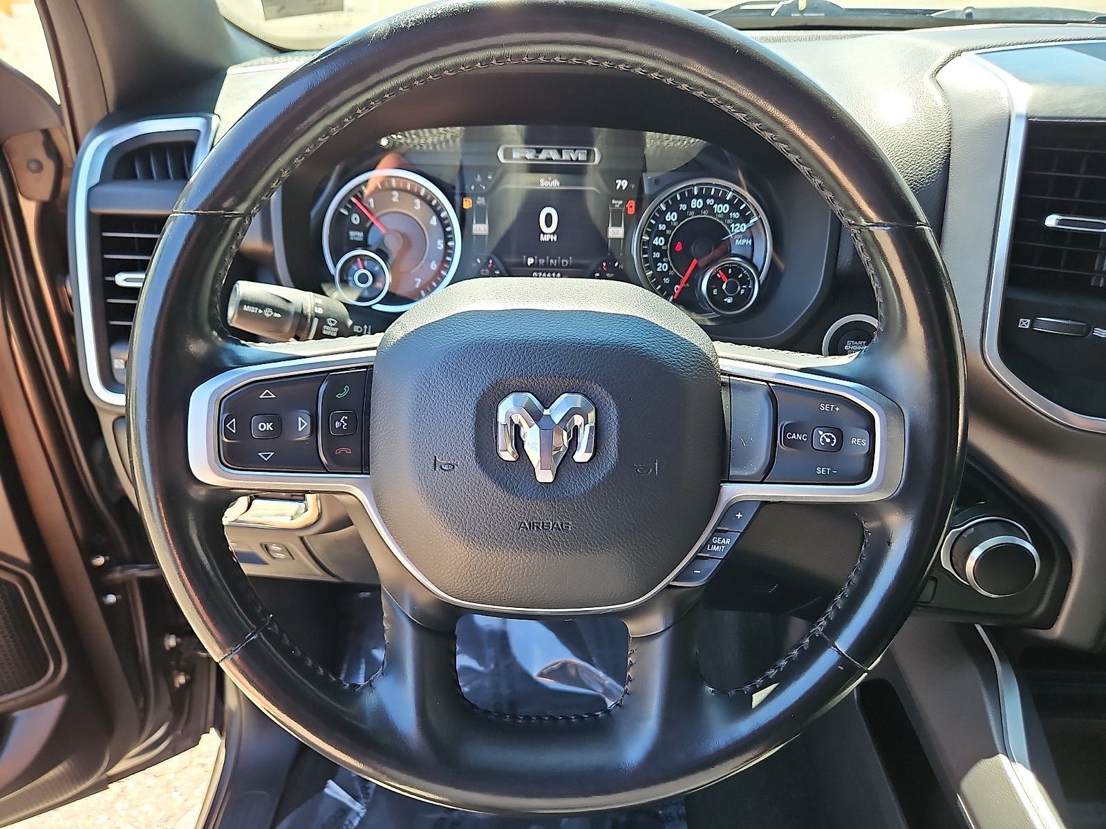 2021 RAM 1500 Big Horn Crew Cab 4x4 5'7' Box