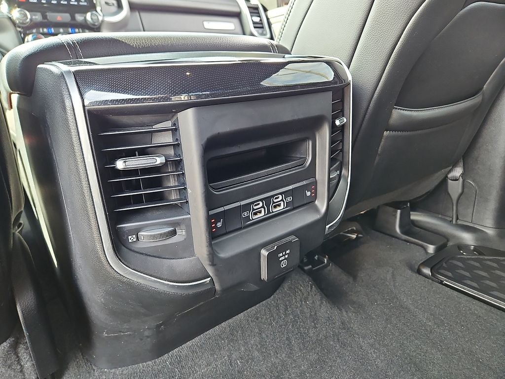 2021 RAM 1500 Laramie Crew Cab 4x4 5'7' Box