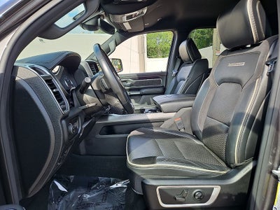 2021 RAM 1500 Laramie Crew Cab 4x4 5'7' Box