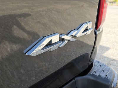 2021 RAM 1500 Laramie Crew Cab 4x4 5'7' Box