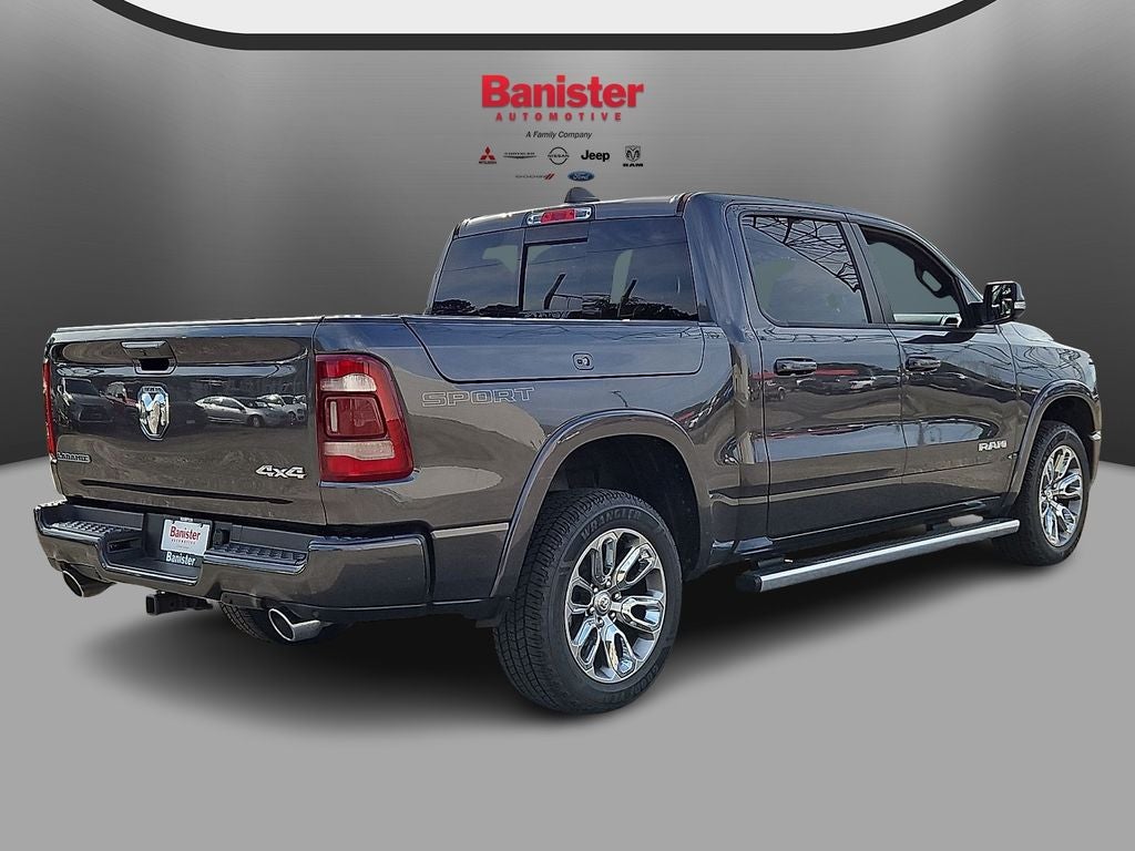 2021 RAM 1500 Laramie Crew Cab 4x4 5'7' Box