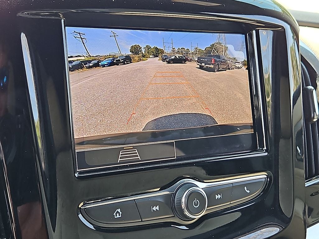 2023 Chevrolet Traverse AWD LS