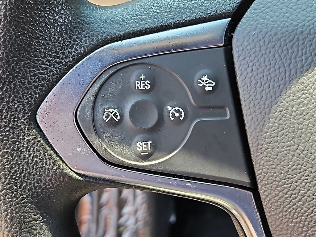 2023 Chevrolet Traverse AWD LS