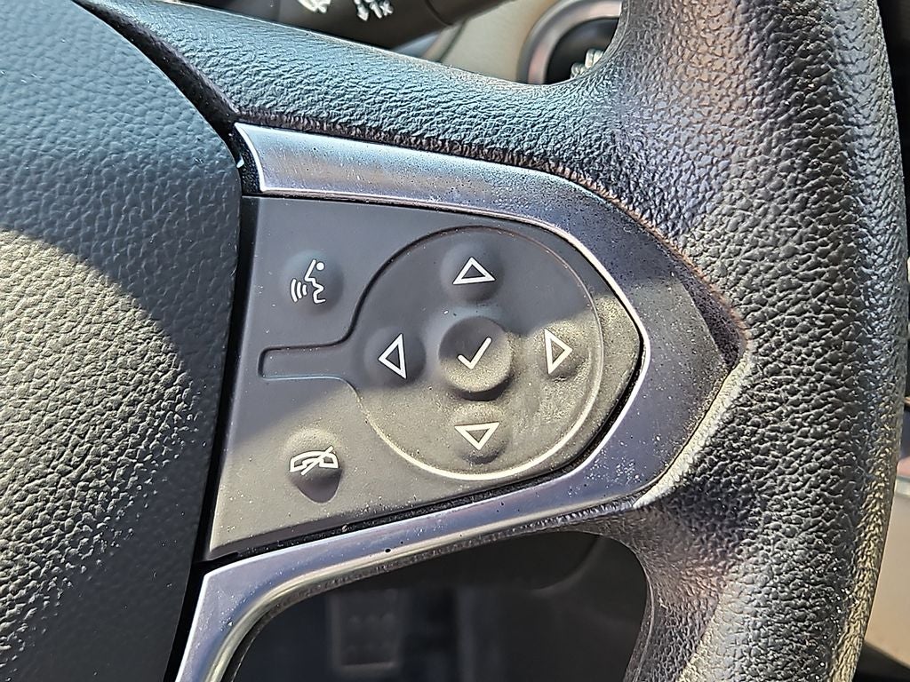 2023 Chevrolet Traverse AWD LS