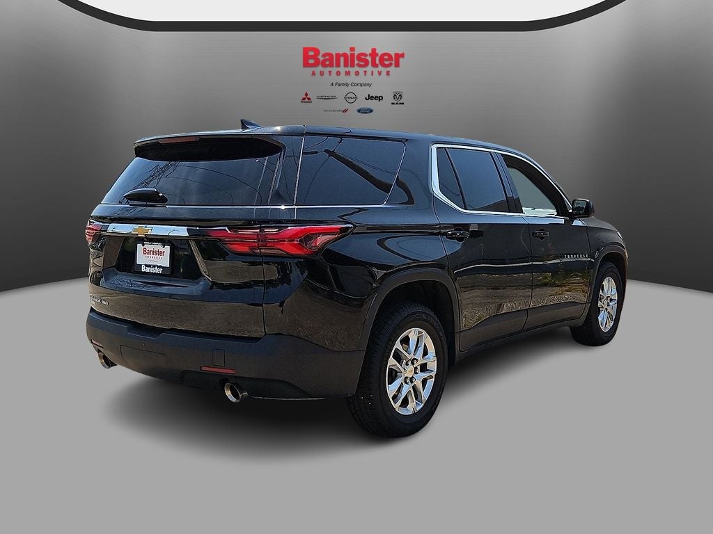 2023 Chevrolet Traverse AWD LS