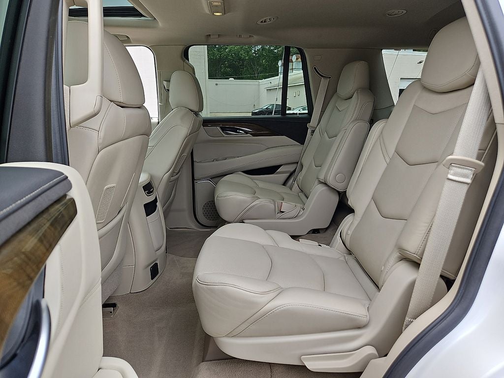 2019 Cadillac Escalade Luxury