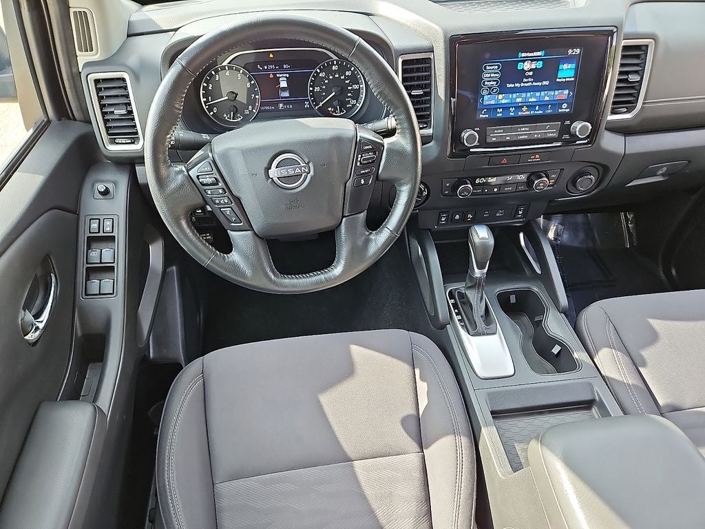 2022 Nissan Frontier Crew Cab SV 4x4