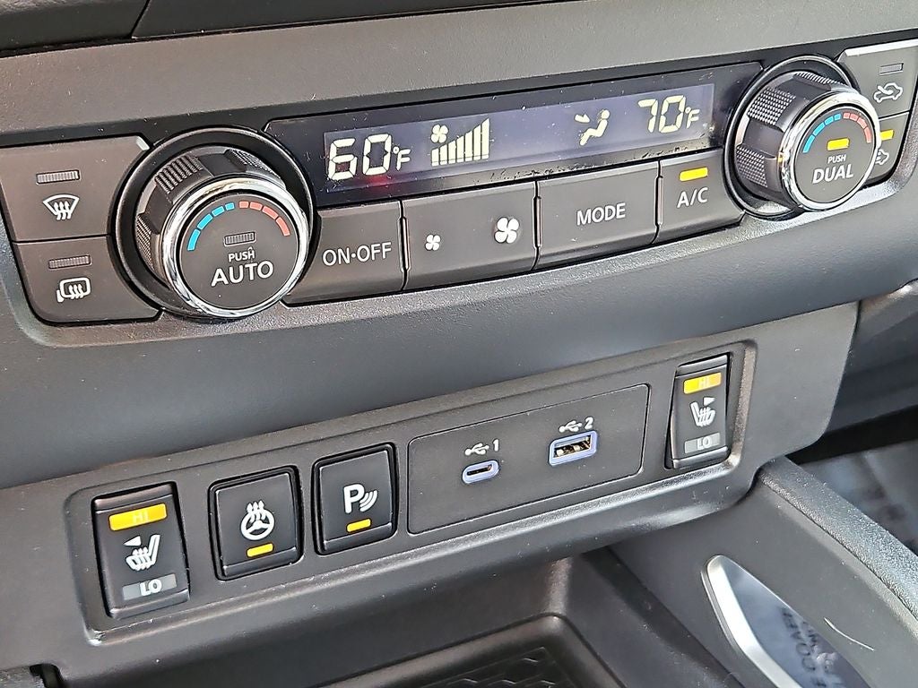2022 Nissan Frontier Crew Cab SV 4x4