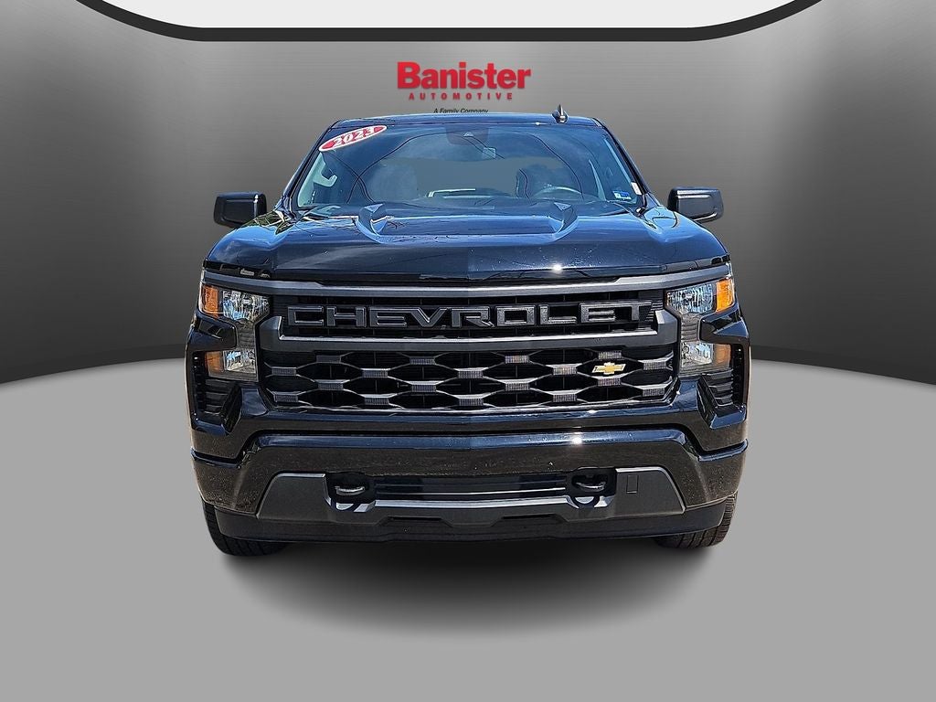 2023 Chevrolet Silverado 1500 4WD Crew Cab Short Bed Custom
