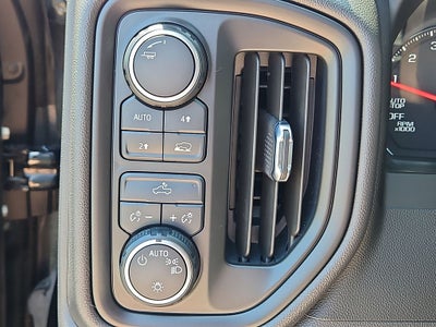 2023 Chevrolet Silverado 1500 4WD Crew Cab Short Bed Custom
