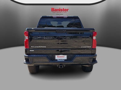 2023 Chevrolet Silverado 1500 4WD Crew Cab Short Bed Custom