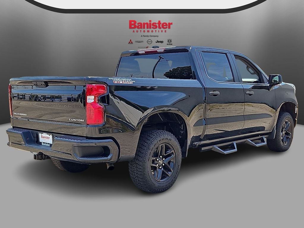 2022 Chevrolet Silverado 1500 4WD Crew Cab Short Bed Custom Trail Boss
