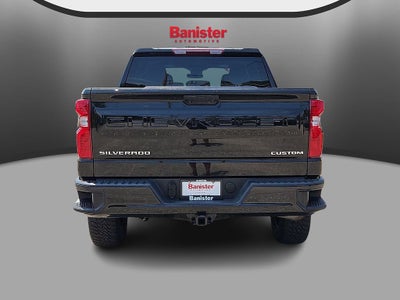 2022 Chevrolet Silverado 1500 4WD Crew Cab Short Bed Custom Trail Boss